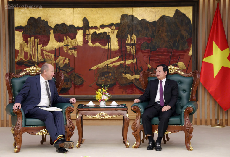 Phó Thủ tướng Hồ Quốc Dũng tiếp lãnh đạo Tập đoàn Pasqal (Pháp), thúc đẩy hợp tác công nghệ lượng tử- Ảnh 2.