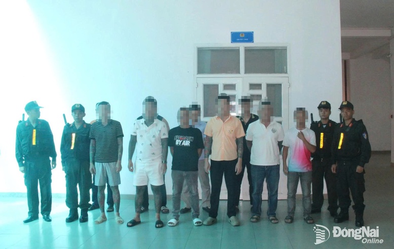 Bắt khẩn cấp 11 đối tượng sản xuất phim bạo lực đăng lên mạng xã hội- Ảnh 1.
