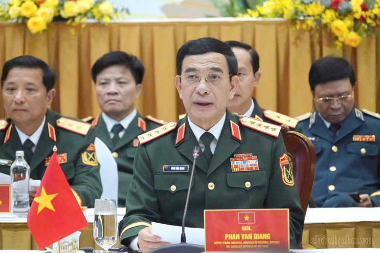 Cuộc gặp thường niên Bộ trưởng Bộ Quốc phòng 3 nước Việt Nam-Lào-Campuchia- Ảnh 2.
