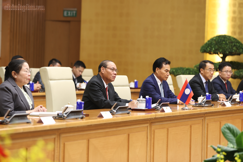 Lào quyết tâm cùng Việt Nam gìn giữ, vun đắp và phát huy mối quan hệ hữu nghị vĩ đại- Ảnh 6.
