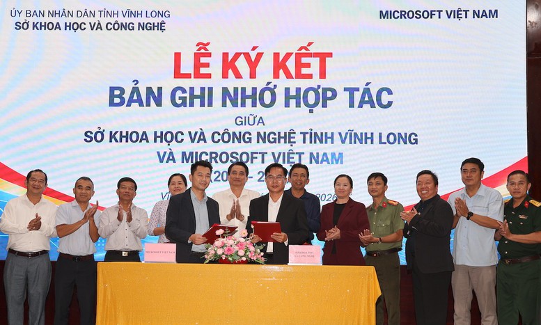 Vĩnh Long ký kết hợp tác với Microsoft- Ảnh 2.