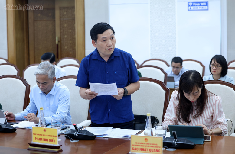 Phó Thủ tướng Nguyễn Văn Thắng: Quảng Ninh cần tiếp tục duy trì đà tăng trưởng kinh tế ở mức cao- Ảnh 5.