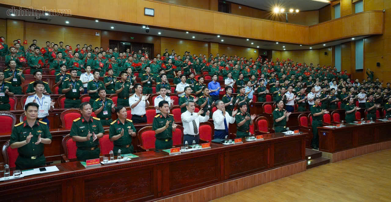 Thanh niên quân đội học tập và làm theo tư tưởng, đạo đức, phong cách Hồ Chí Minh- Ảnh 2.