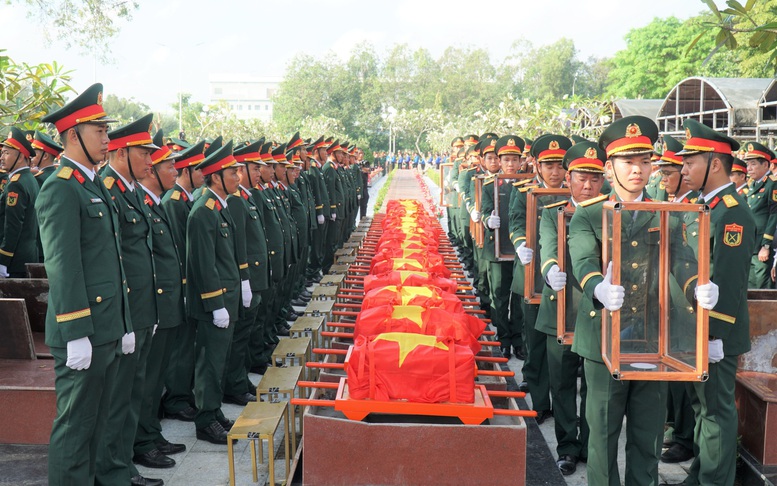 Phê duyệt danh sách thành viên BCĐ quốc gia về tìm kiếm, quy tập, xác định danh tính hài cốt liệt sĩ - Ảnh 3.