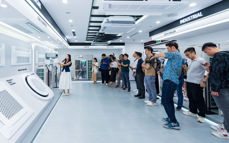 Hai sáng kiến công nghệ của học sinh Việt giành giải Nhất Samsung Solve for Tomorrow 2026 - Ảnh 8.