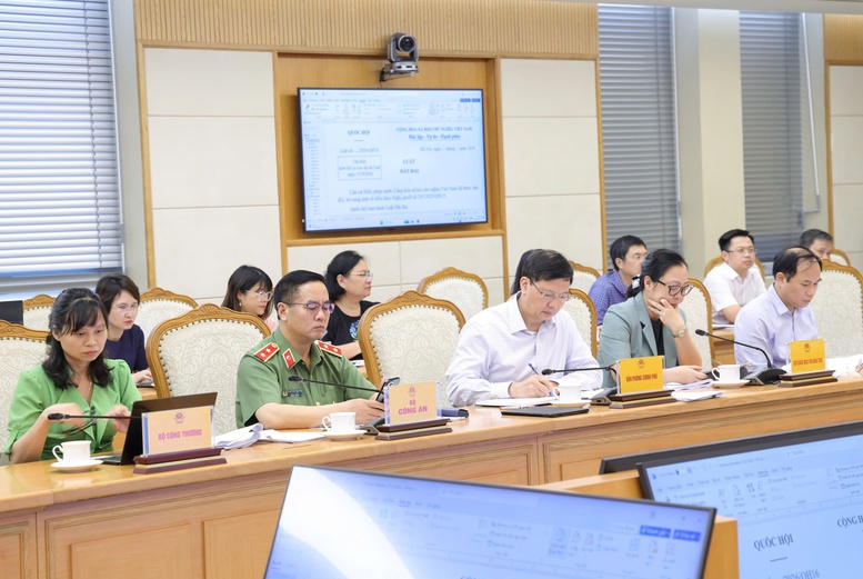 Hoàn thiện Luật Đất đai (sửa đổi), tháo gỡ vướng mắc, khơi thông nguồn lực- Ảnh 4.