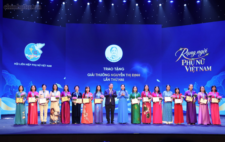 Phó Thủ tướng Thường trực: Tháo gỡ các rào cản về vốn, công nghệ, thị trường cho phụ nữ khởi nghiệp- Ảnh 2.