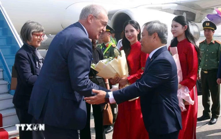 Tổng thống Liên bang Thụy Sĩ Guy Parmelin và Phu nhân bắt đầu thăm chính thức Việt Nam- Ảnh 1.