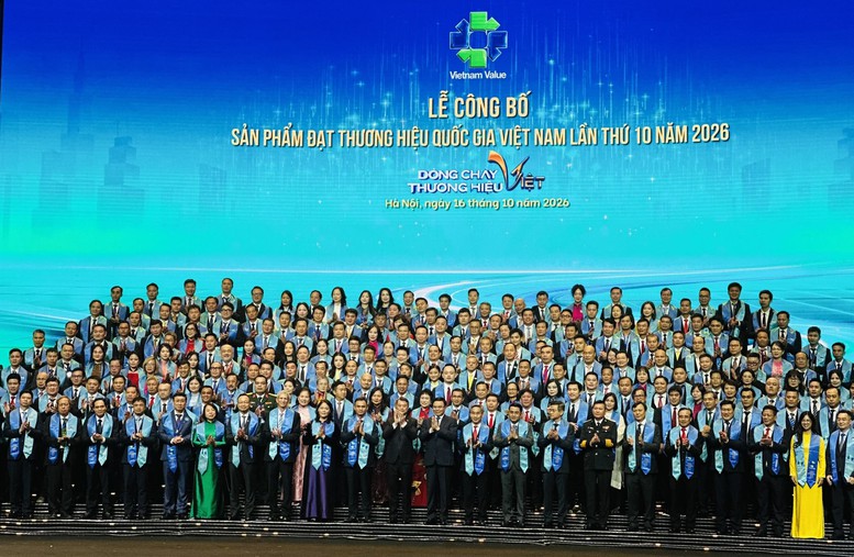 Co.opmart đạt Thương hiệu Quốc gia 2026, tặng điểm thưởng tri ân khách hàng- Ảnh 1.