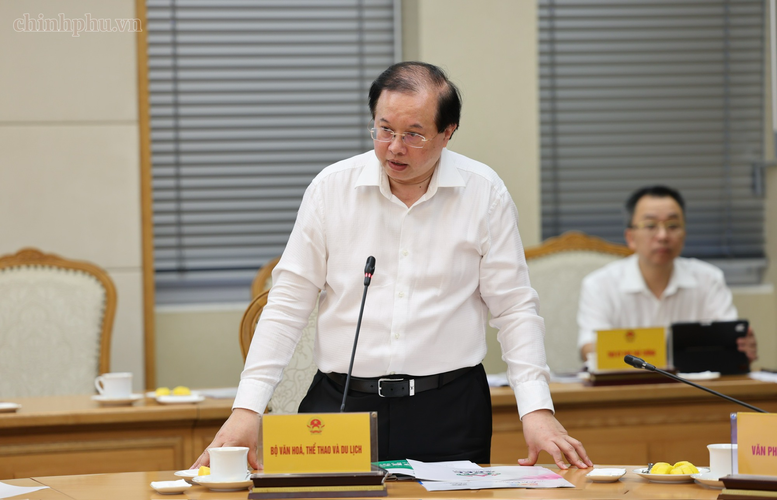 Phó Thủ tướng Thường trực Phạm Gia Túc: Khẩn trương hoàn thiện biểu trưng APEC Việt Nam 2027- Ảnh 2.