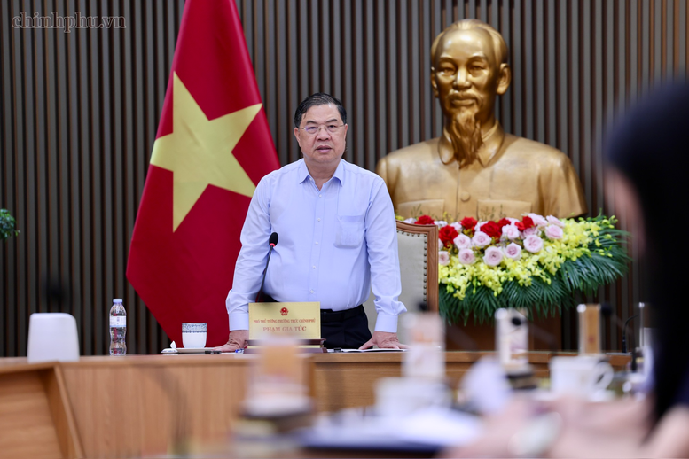 Tháo gỡ khó khăn, vướng mắc, phấn đấu hoàn thành giai đoạn 1 Đề án cửa khẩu thông minh tại Lạng Sơn trong quý I/2027- Ảnh 1.