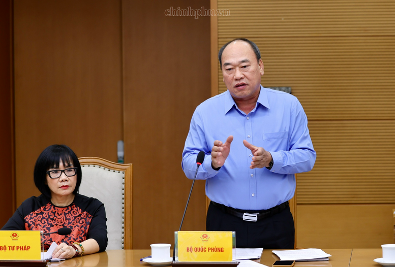 Tháo gỡ khó khăn, vướng mắc, phấn đấu hoàn thành giai đoạn 1 Đề án cửa khẩu thông minh tại Lạng Sơn trong quý I/2027- Ảnh 3.