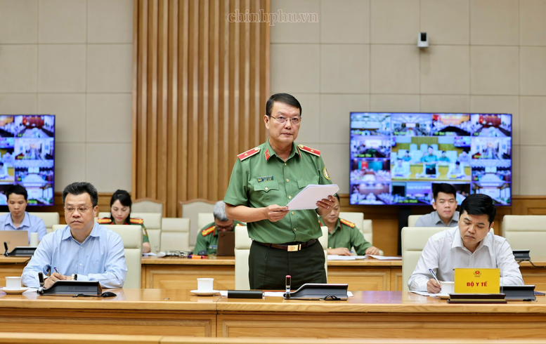 Phó Thủ tướng Thường trực: Bảo đảm tuyệt đối an ninh, an toàn, tạo thuận lợi nhất cho hàng không- Ảnh 6.