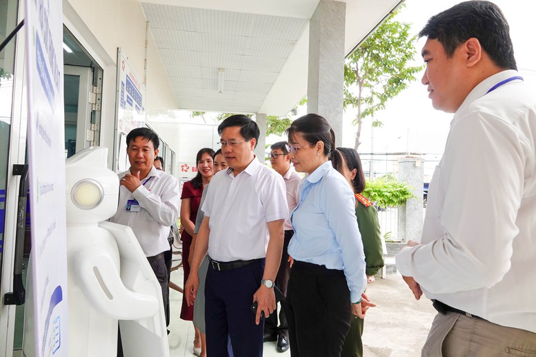 Bộ Nội vụ: Cải cách hành chính ở Đồng Tháp phải giảm thời gian, chi phí cho người dân- Ảnh 1.