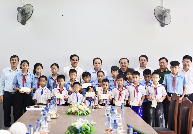 Vận hành trường nội trú liên cấp - gieo tri thức, thắp sáng tương lai vùng biên- Ảnh 14.