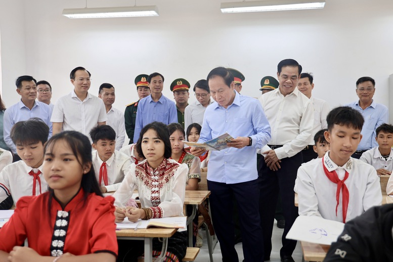 Vận hành trường nội trú liên cấp - gieo tri thức, thắp sáng tương lai vùng biên- Ảnh 3.