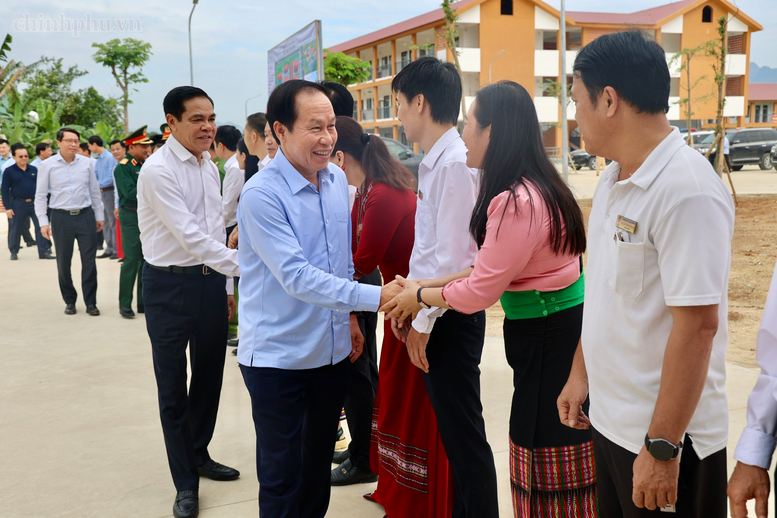 Vận hành trường nội trú liên cấp - gieo tri thức, thắp sáng tương lai vùng biên- Ảnh 1.