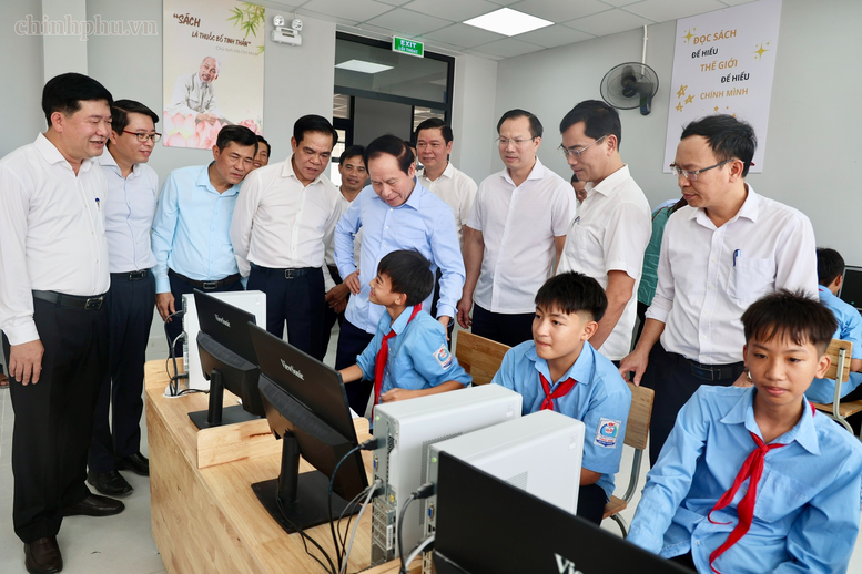 Vận hành trường nội trú liên cấp - gieo tri thức, thắp sáng tương lai vùng biên- Ảnh 12.