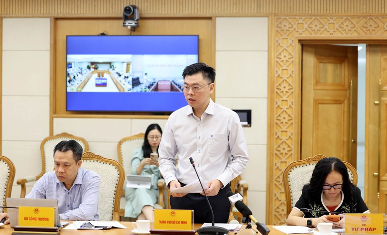 Phó Thủ tướng Nguyễn Văn Thắng chủ trì phiên họp thứ tư của Hội đồng điều hành Trung tâm Tài chính quốc tế- Ảnh 4.