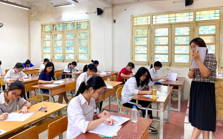 Dự kiến thi tuyển vào lớp 10 chỉ còn 2 môn Toán và Ngữ văn- Ảnh 1.