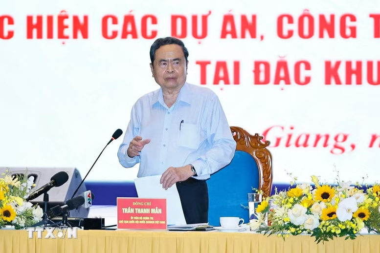 Chủ tịch Quốc hội Trần Thanh Mẫn nhấn mạnh tinh thần "3 không" trong thực hiện dự án phục vụ APEC 2027- Ảnh 2.