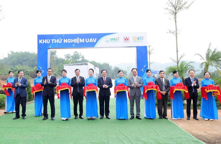 Đại học Quốc gia Hà Nội cần tiên phong phát triển công nghệ, giải quyết những bài toán lớn của quốc gia- Ảnh 6.