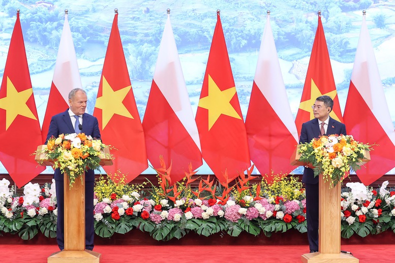 Thủ tướng Cộng hòa Ba Lan Donald Tusk kết thúc tốt đẹp chuyến thăm chính thức Việt Nam - Ảnh 3.