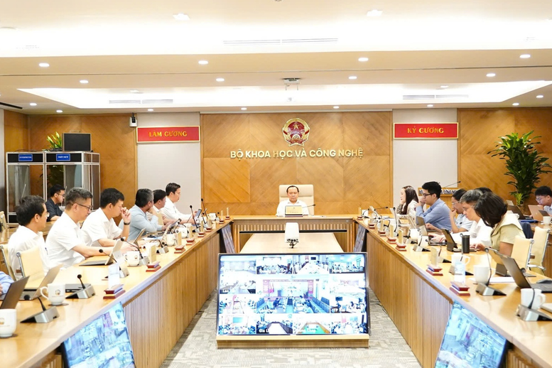 Thúc tiến độ giải ngân kinh phí KHCN, đổi mới sáng tạo và chuyển đổi số, gắn với kết quả đầu ra - Ảnh 1.