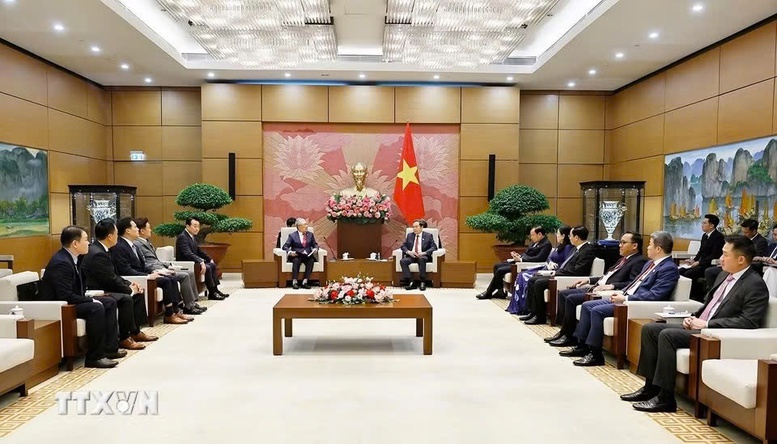 Chủ tịch Quốc hội Trần Thanh Mẫn tiếp Chủ tịch Hội Hữu nghị Hàn Quốc-Việt Nam - Ảnh 2.