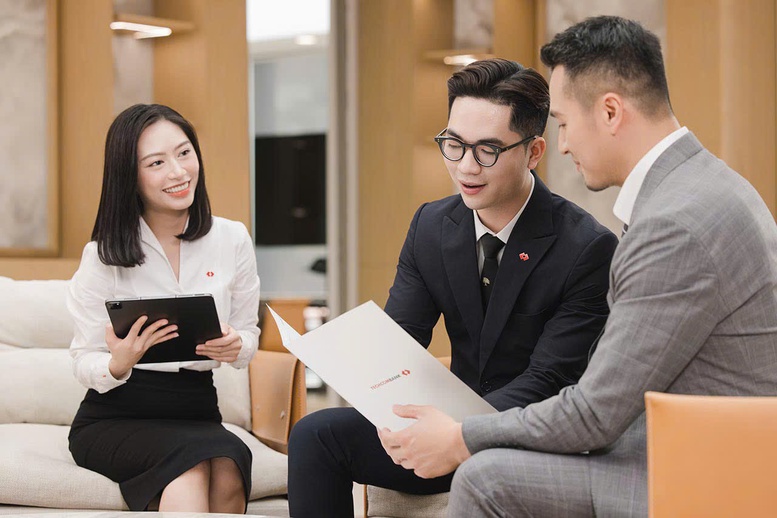Techcombank được Fitch nâng hạng, củng cố sức mạnh tài chính - Ảnh 2.
