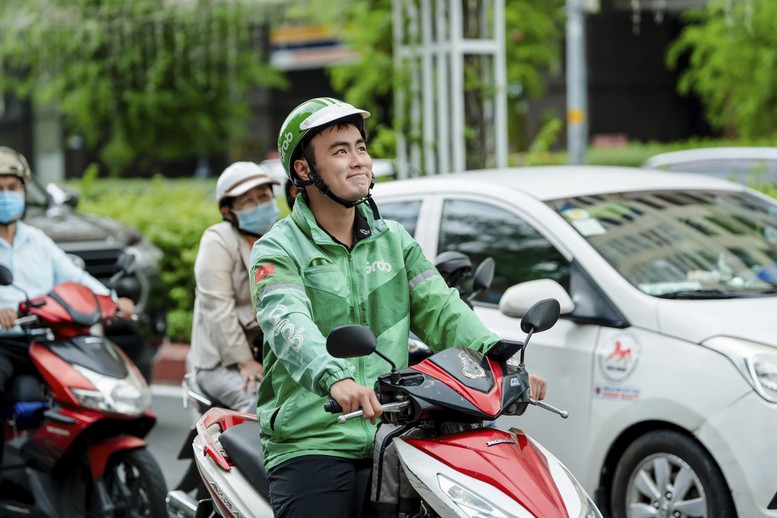 Grab mở rộng chương trình 'Điều ước sau tay lái' hỗ trợ đối tác tài xế khó khăn - Ảnh 1.