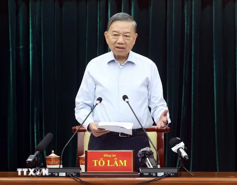 Tổng Bí thư, Chủ tịch nước Tô Lâm: Thành phố Hồ Chí Minh tiếp tục đổi mới tư duy tự chủ, nâng cao năng lực thực thi - Ảnh 1.