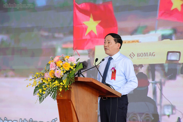 Phó Thủ tướng Hồ Quốc Dũng dự khánh thành đường cất cánh số 2 Cảng hàng không Phù Cát, Gia Lai - Ảnh 3.
