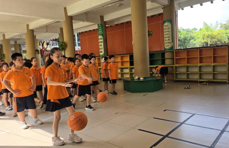 Thông tư 85: Không thể để phụ huynh gánh chi phí học tăng cường - Ảnh 1.