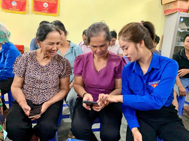 Chuyển đổi số: Quét mã QR, kết nối tiếng nói người dân - Ảnh 5.