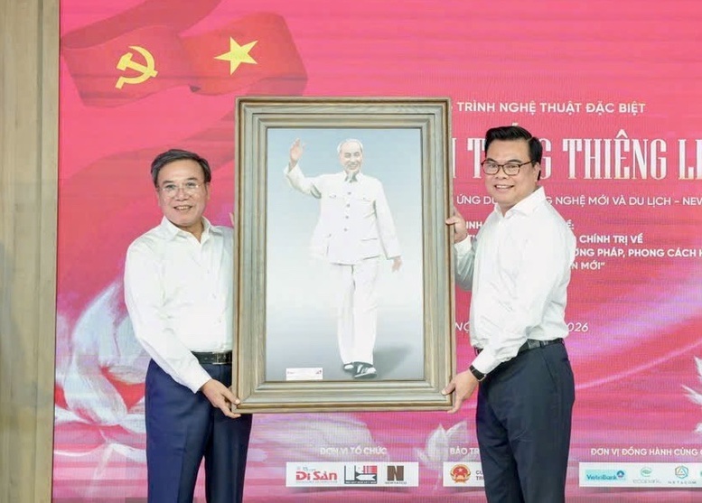 Lan tỏa giá trị tư tưởng Hồ Chí Minh qua chương trình nghệ thuật đặc biệt- Ảnh 1.