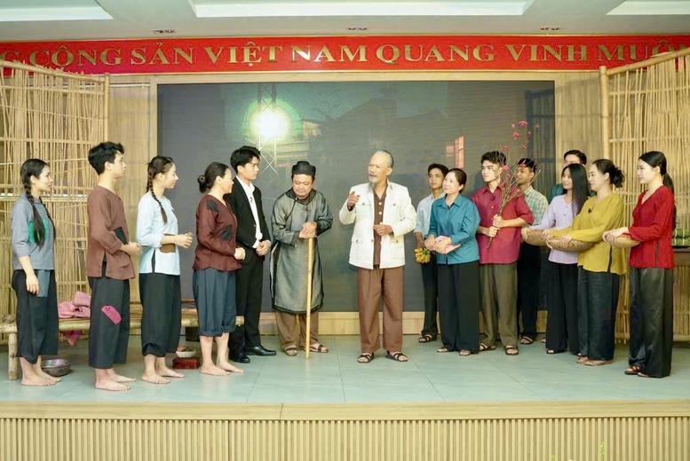 Lan tỏa giá trị tư tưởng Hồ Chí Minh qua chương trình nghệ thuật đặc biệt- Ảnh 2.