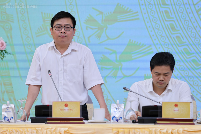 Họp báo Chính phủ tháng 9: Thúc đẩy phát triển kinh tế nhận được sự quan tâm lớn- Ảnh 6.