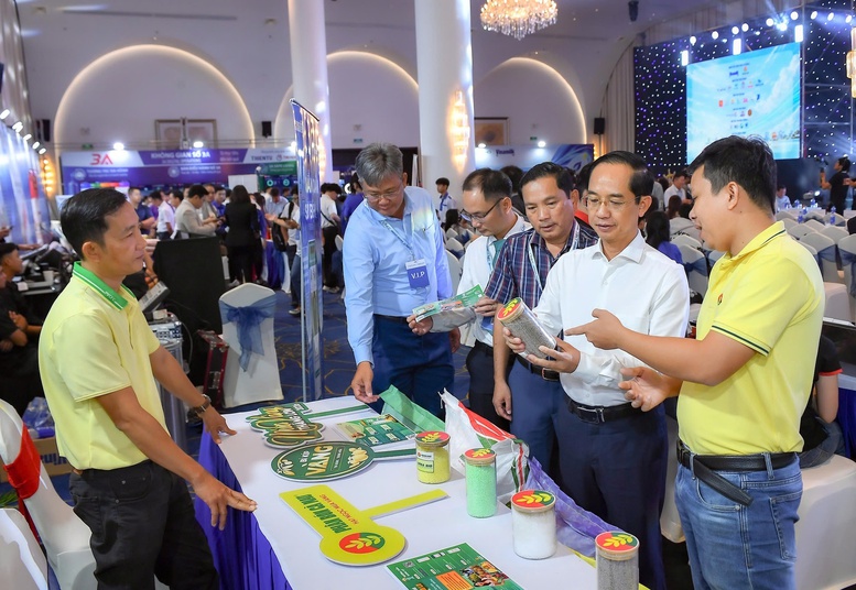 Cà Mau muốn nâng giá trị con tôm, cánh rừng bằng công nghệ và đổi mới sáng tạo - Ảnh 2.