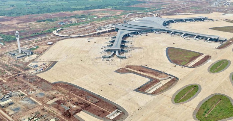 Dự kiến đưa sân bay Long Thành vào khai thác từ 0h ngày 24/12  - Ảnh 1.