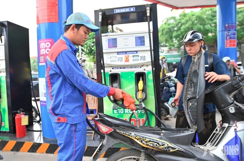 Thuế suất thuế tiêu thụ đặc biệt đối với xăng dầu các loại là 0% - Ảnh 1.
