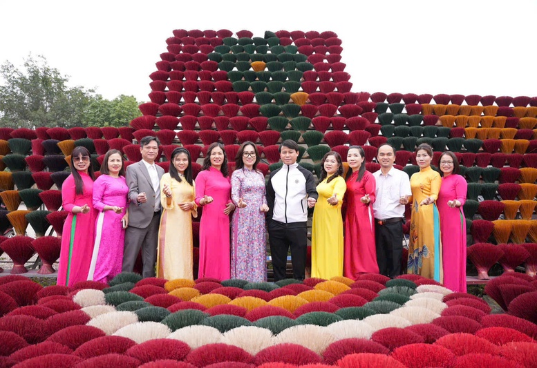 Phát huy lợi thế địa phương, tạo động lực xây dựng nông thôn mới - Ảnh 2.