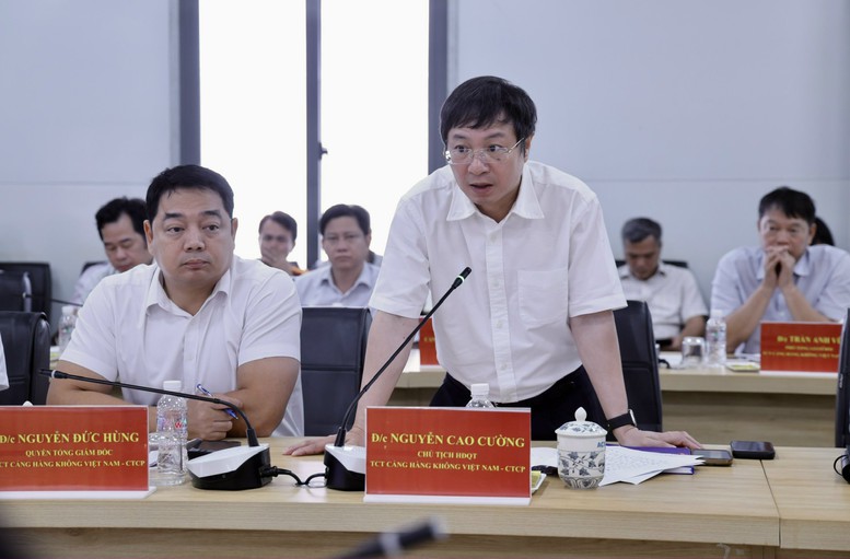 Phó Thủ tướng Thường trực Phạm Gia Túc kiểm tra, đôn đốc tiến độ dự án sân bay Long Thành và các tuyến giao thông phục vụ kết nối- Ảnh 5.