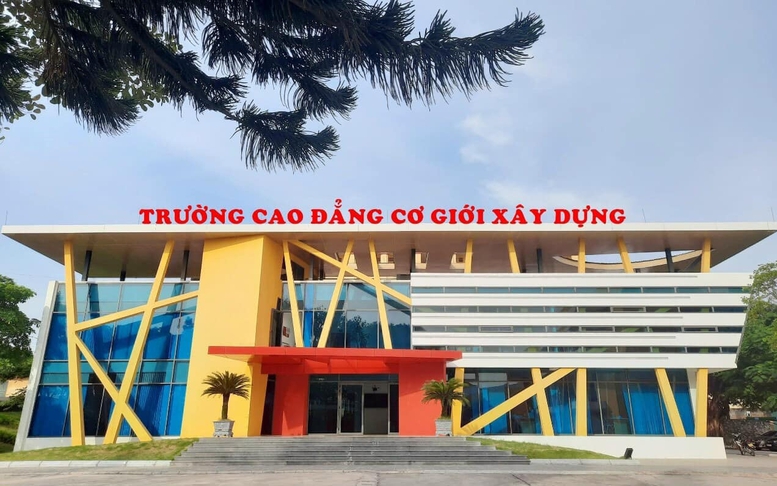 Chuyển giao nguyên trạng 9 cơ sở giáo dục từ Bộ về địa phương quản lý