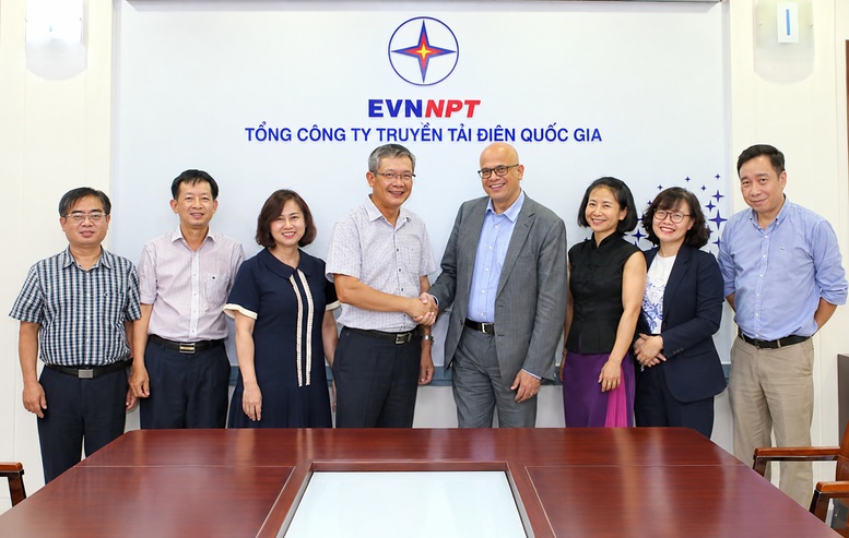 EVNNPT chủ động đa dạng hóa nguồn vốn, tạo nguồn lực phát triển lưới truyền tải điện- Ảnh 1.