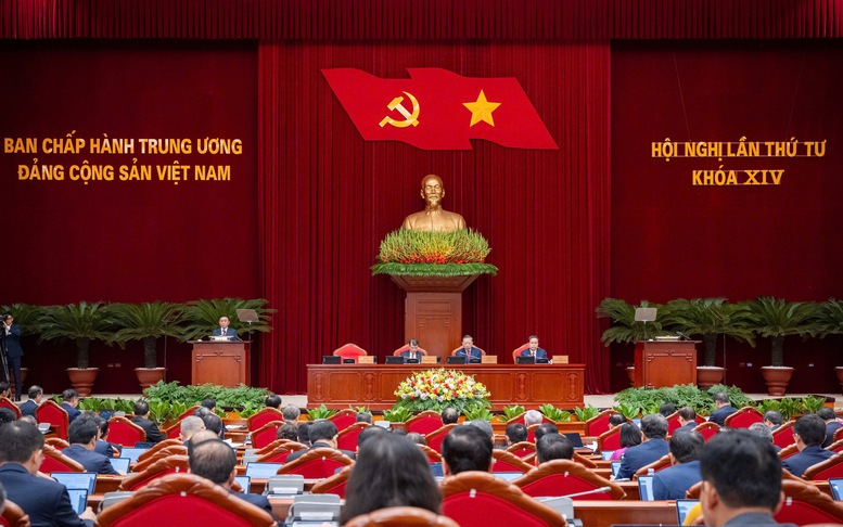 Xây dựng Đảng và hệ thống chính trị đủ sức lãnh đạo, tổ chức thực hiện các mục tiêu phát triển