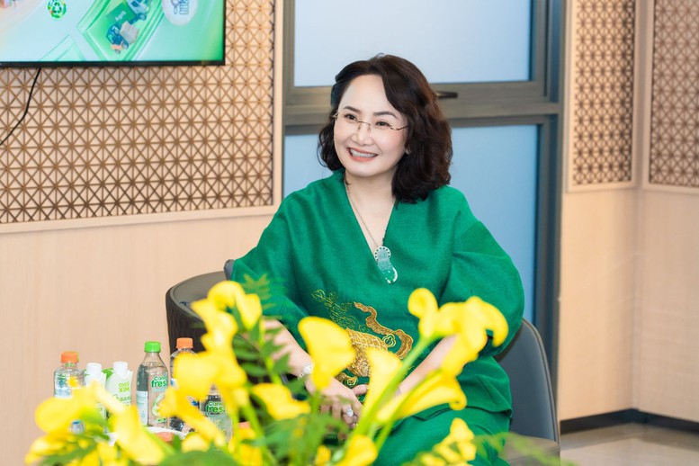 Bà Đặng Huỳnh Ức My lần thứ hai liên tiếp vào Top 100 Phụ nữ có tầm ảnh hưởng nhất châu Á- Ảnh 1.