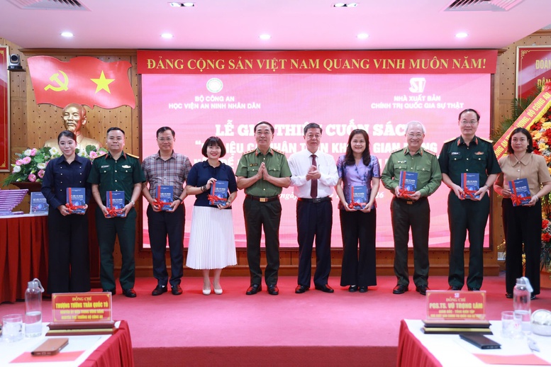 Nâng cao nhận thức và trách nhiệm về bảo vệ dữ liệu cá nhân trên không gian mạng- Ảnh 1.