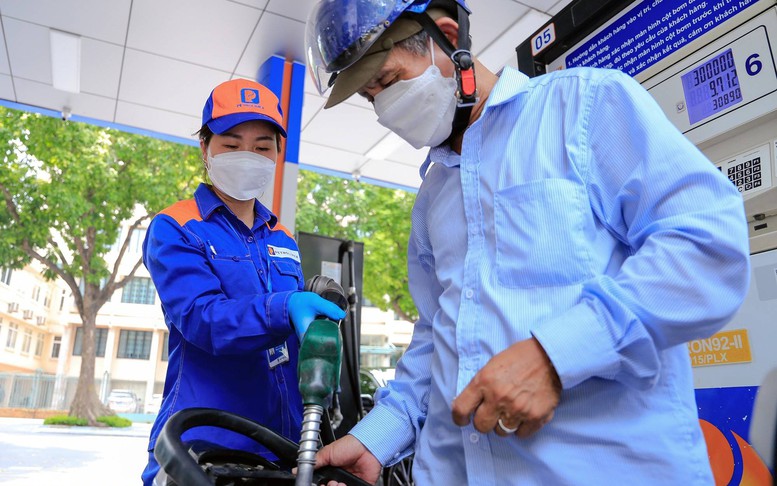 Dự thảo Nghị định kinh doanh xăng dầu: Doanh nghiệp tự quyết giá nhưng không được tùy ý tăng, giảm