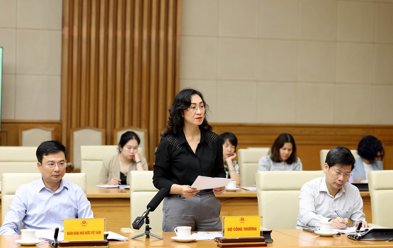 Phó Thủ tướng Nguyễn Văn Thắng yêu cầu rà soát, không để giá hàng hóa tăng bất hợp lý- Ảnh 5.